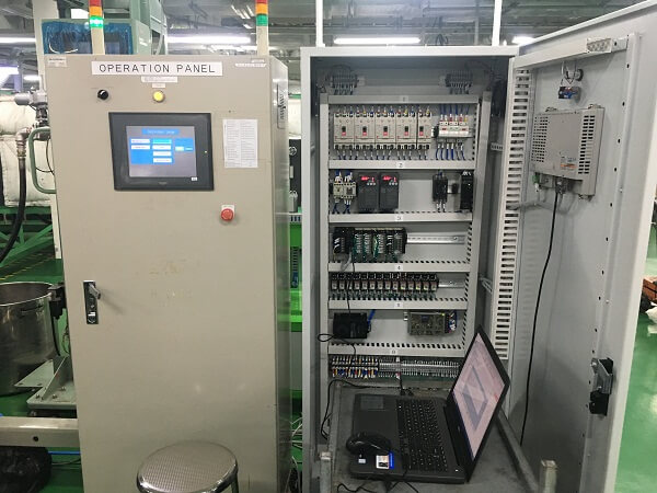 Tủ điều khiển hệ thống bằng PLC